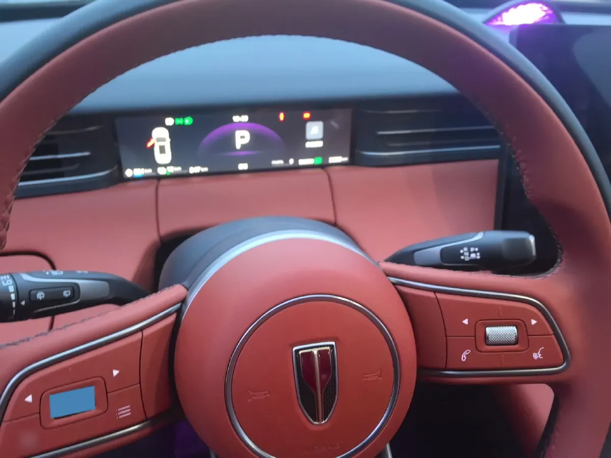 2026 HongQi HS6 PHEV 1.5T 150HP L4 1DHT PHEV,autocango,china used car exporter,china ev exporter,chinese used car exporter,chinese used ev exporter