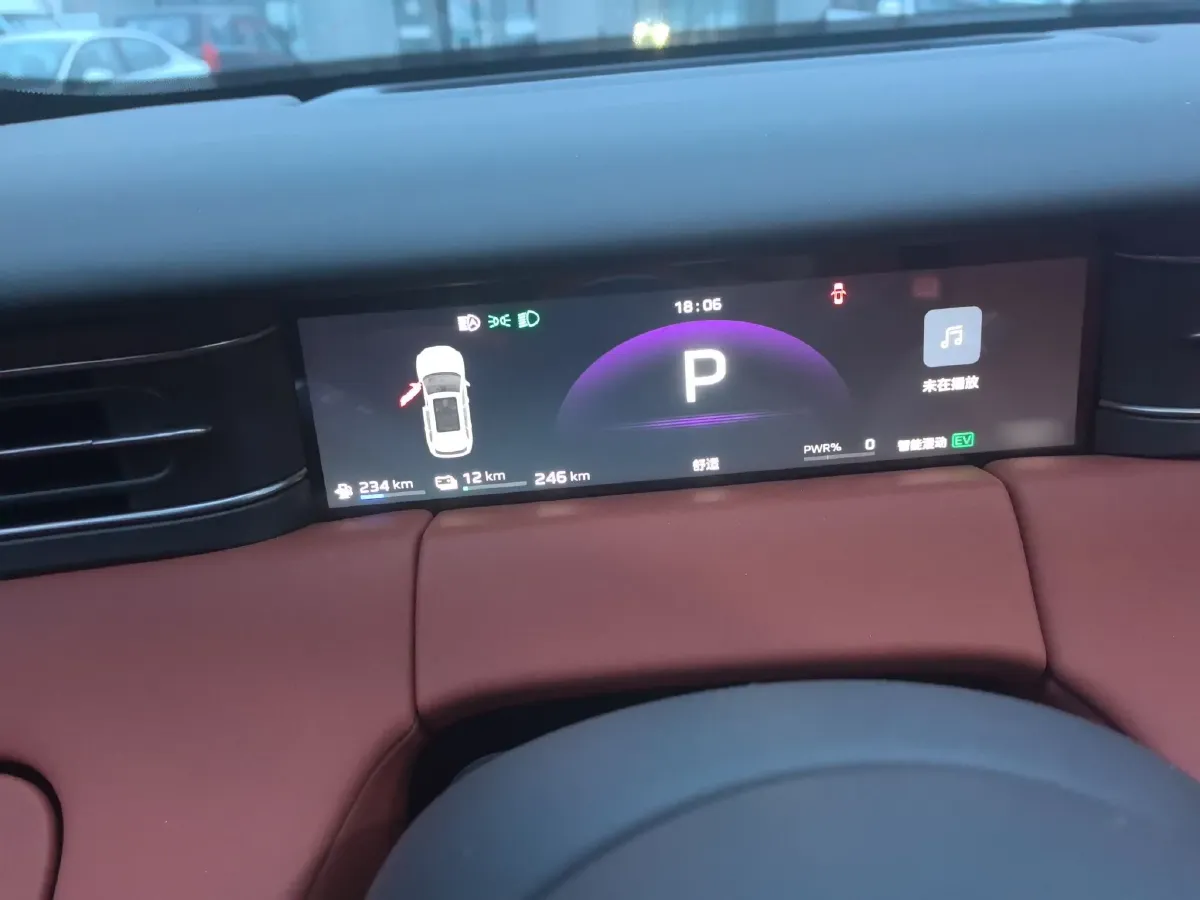 2026 HongQi HS6 PHEV 1.5T 150HP L4 1DHT PHEV,autocango,china used car exporter,china ev exporter,chinese used car exporter,chinese used ev exporter