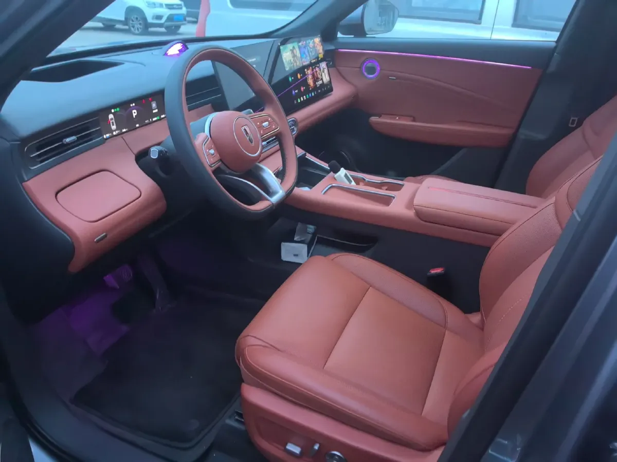 2026 HongQi HS6 PHEV 1.5T 150HP L4 1DHT PHEV,autocango,china used car exporter,china ev exporter,chinese used car exporter,chinese used ev exporter