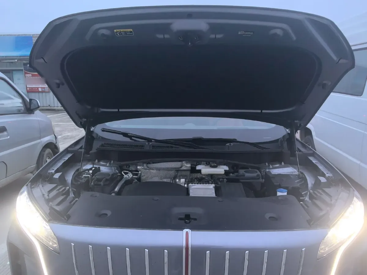 2026 HongQi HS6 PHEV 1.5T 150HP L4 1DHT PHEV,autocango,china used car exporter,china ev exporter,chinese used car exporter,chinese used ev exporter