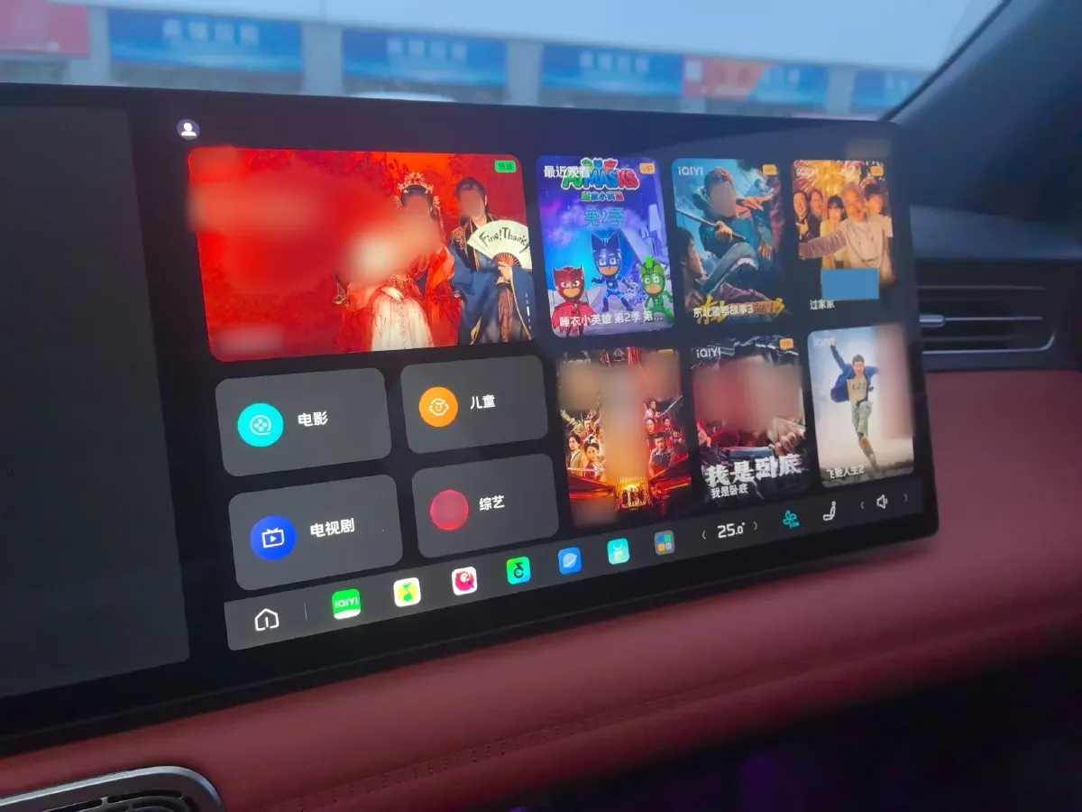 2026 HongQi HS6 PHEV 1.5T 150HP L4 1DHT PHEV,autocango,china used car exporter,china ev exporter,chinese used car exporter,chinese used ev exporter