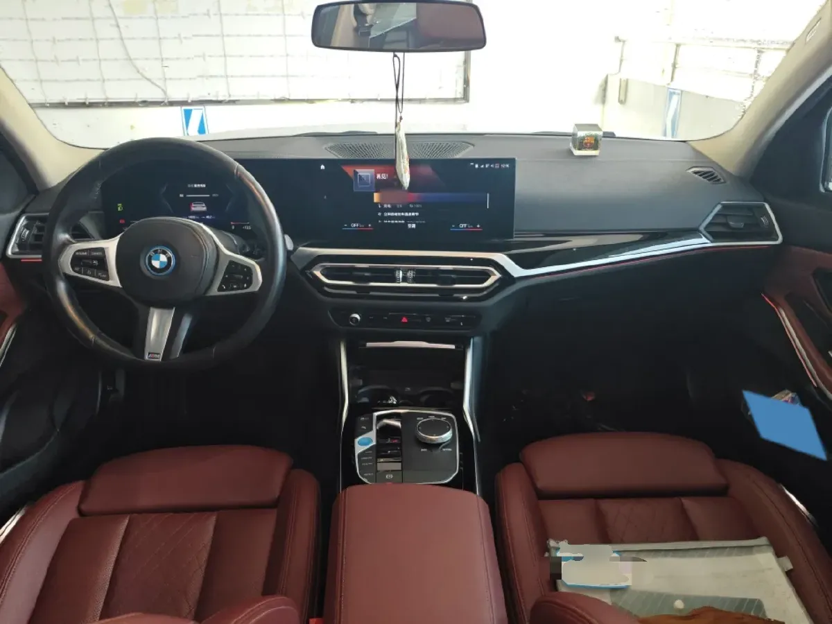 2022 BMW i3 BEV 70KWH,autocango,china used car exporter,china ev exporter,chinese used car exporter,chinese used ev exporter
