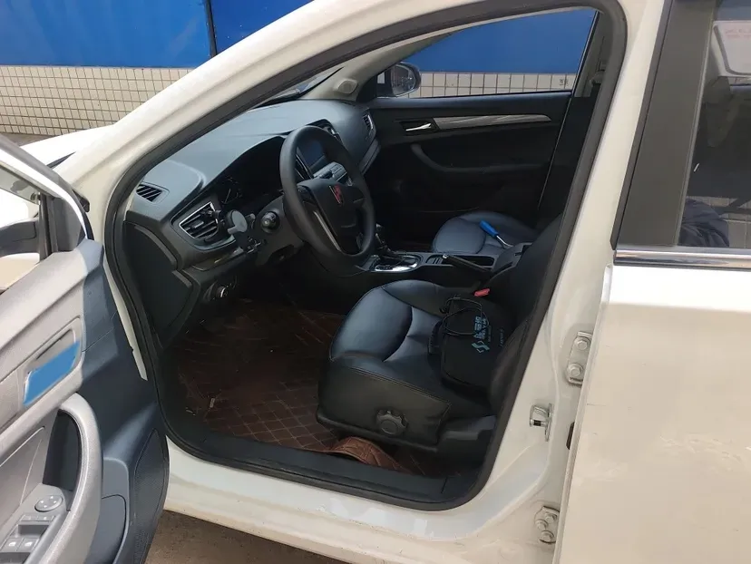 2015 ChangAn Eado XT 1.6L 125HP L4 4AT,autocango,china used car exporter,china ev exporter,chinese used car exporter,chinese used ev exporter