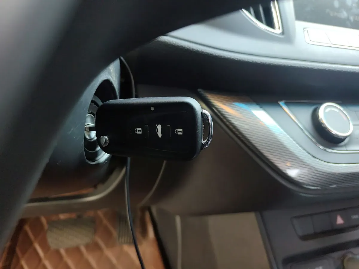 2015 ChangAn Eado XT 1.6L 125HP L4 4AT,autocango,china used car exporter,china ev exporter,chinese used car exporter,chinese used ev exporter