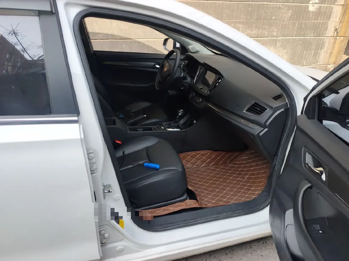 2015 ChangAn Eado XT 1.6L 125HP L4 4AT,autocango,china used car exporter,china ev exporter,chinese used car exporter,chinese used ev exporter