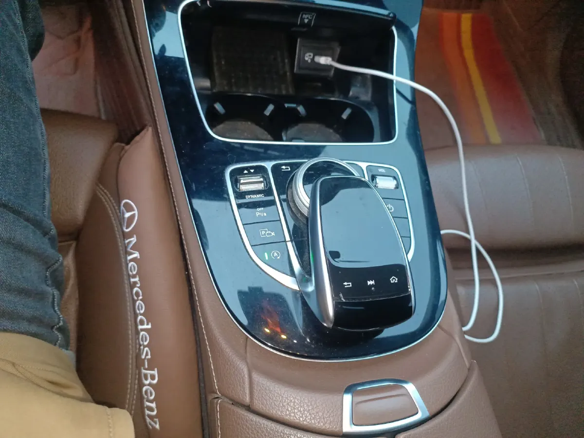 2016 Mercedes-Benz E Class 2.0T 184HP L4 9AT,autocango,china used car exporter,china ev exporter,chinese used car exporter,chinese used ev exporter