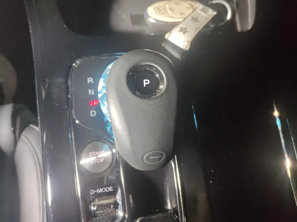 2023 GAC Trumpchi M8 2.0T 190HP L4 E-CVT Hybrid,autocango,china used car exporter,china ev exporter,chinese used car exporter,chinese used ev exporter