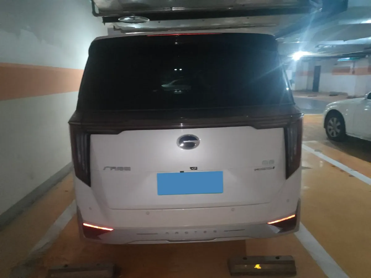 2023 GAC Trumpchi M8 2.0T 190HP L4 E-CVT Hybrid,autocango,china used car exporter,china ev exporter,chinese used car exporter,chinese used ev exporter