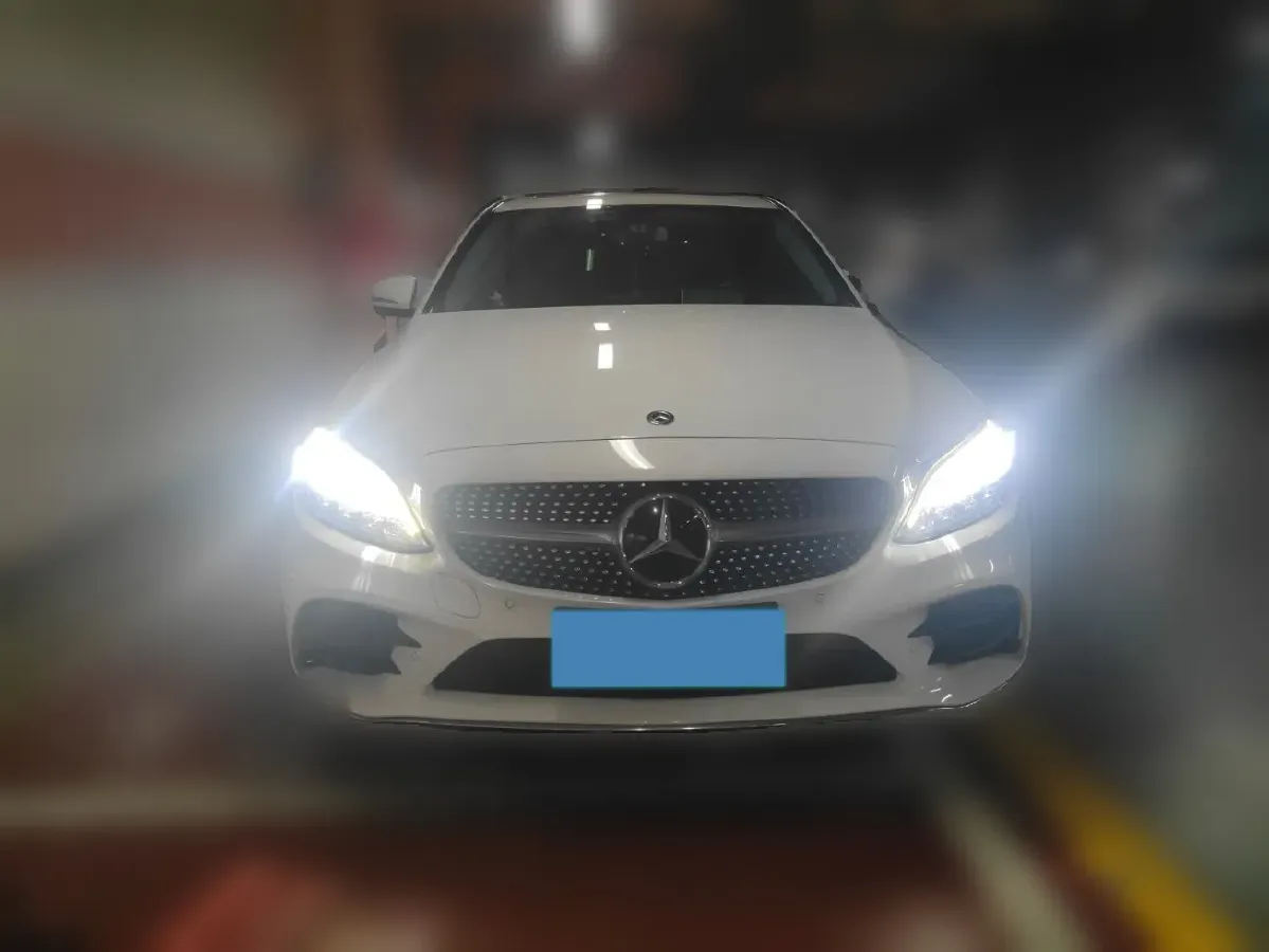 2020 Mercedes-Benz C Class 1.5T 156HP L4 9AT,autocango,china used car exporter,china ev exporter,chinese used car exporter,chinese used ev exporter