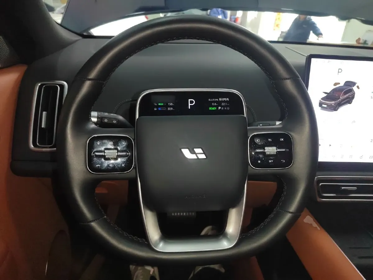 2024 Li L8 Range Extended 154HP REEV 42.8KWH,autocango,china used car exporter,china ev exporter,chinese used car exporter,chinese used ev exporter