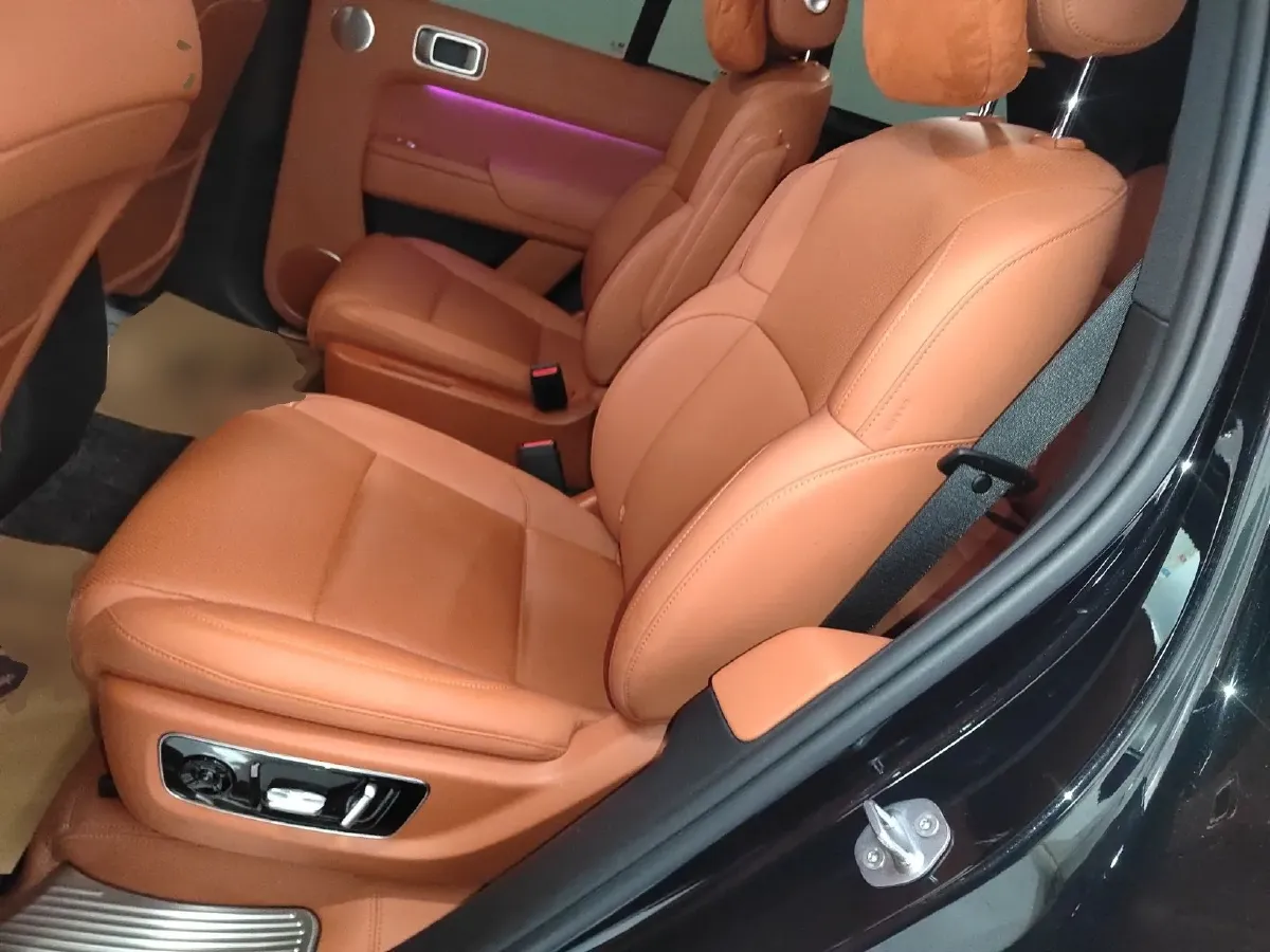 2024 Li L8 Range Extended 154HP REEV 42.8KWH,autocango,china used car exporter,china ev exporter,chinese used car exporter,chinese used ev exporter