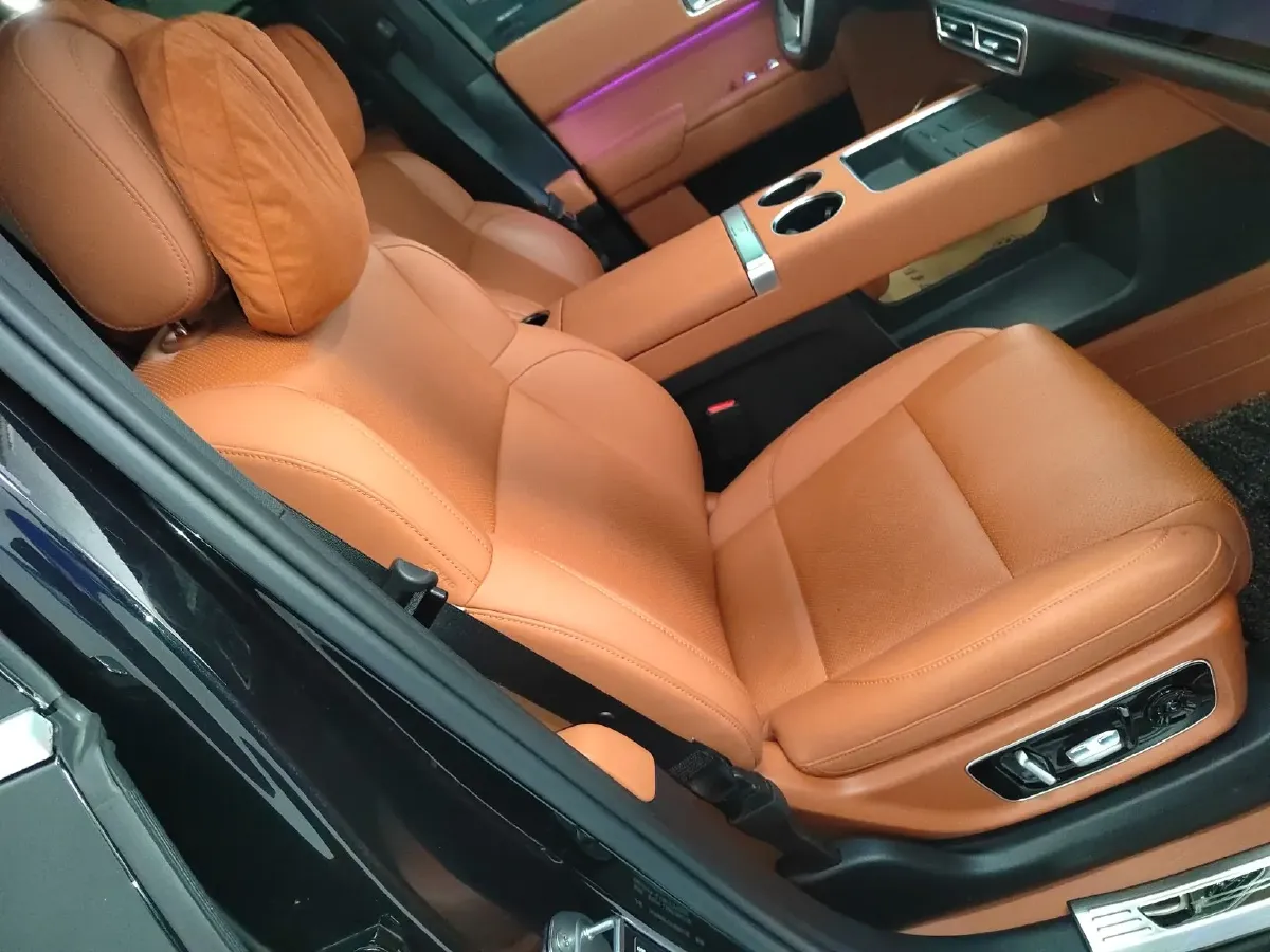 2024 Li L8 Range Extended 154HP REEV 42.8KWH,autocango,china used car exporter,china ev exporter,chinese used car exporter,chinese used ev exporter