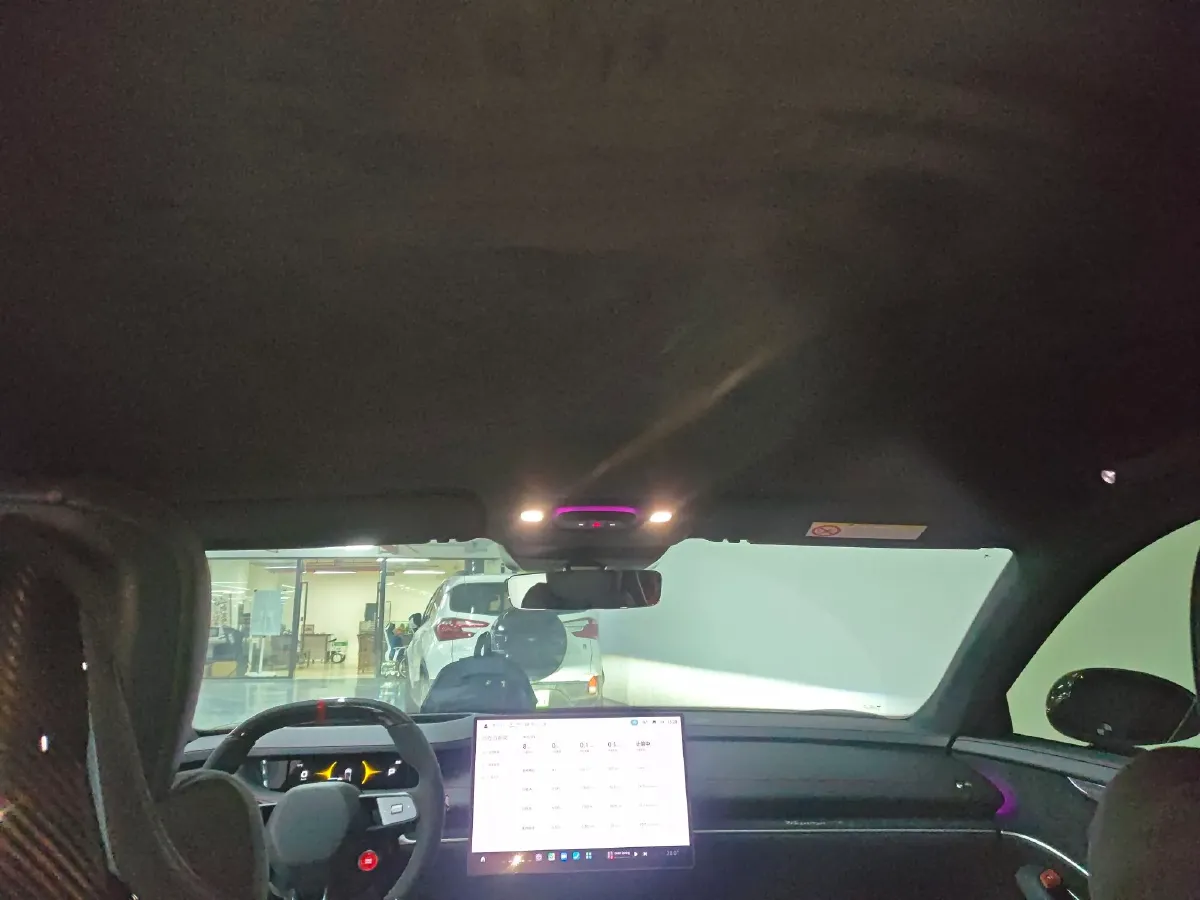 2025 MI SU7 Ultra BEV 93.7KWH,autocango,china used car exporter,china ev exporter,chinese used car exporter,chinese used ev exporter