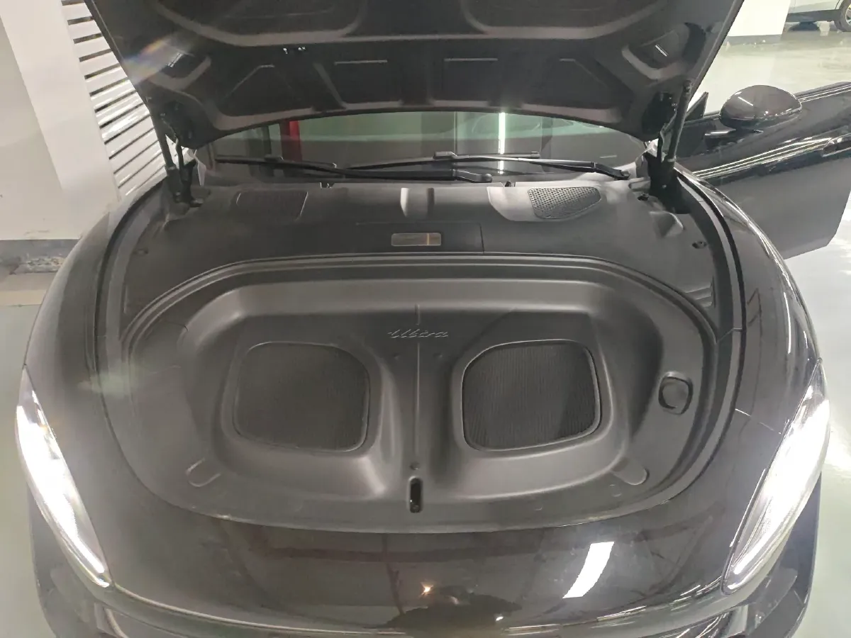 2025 MI SU7 Ultra BEV 93.7KWH,autocango,china used car exporter,china ev exporter,chinese used car exporter,chinese used ev exporter