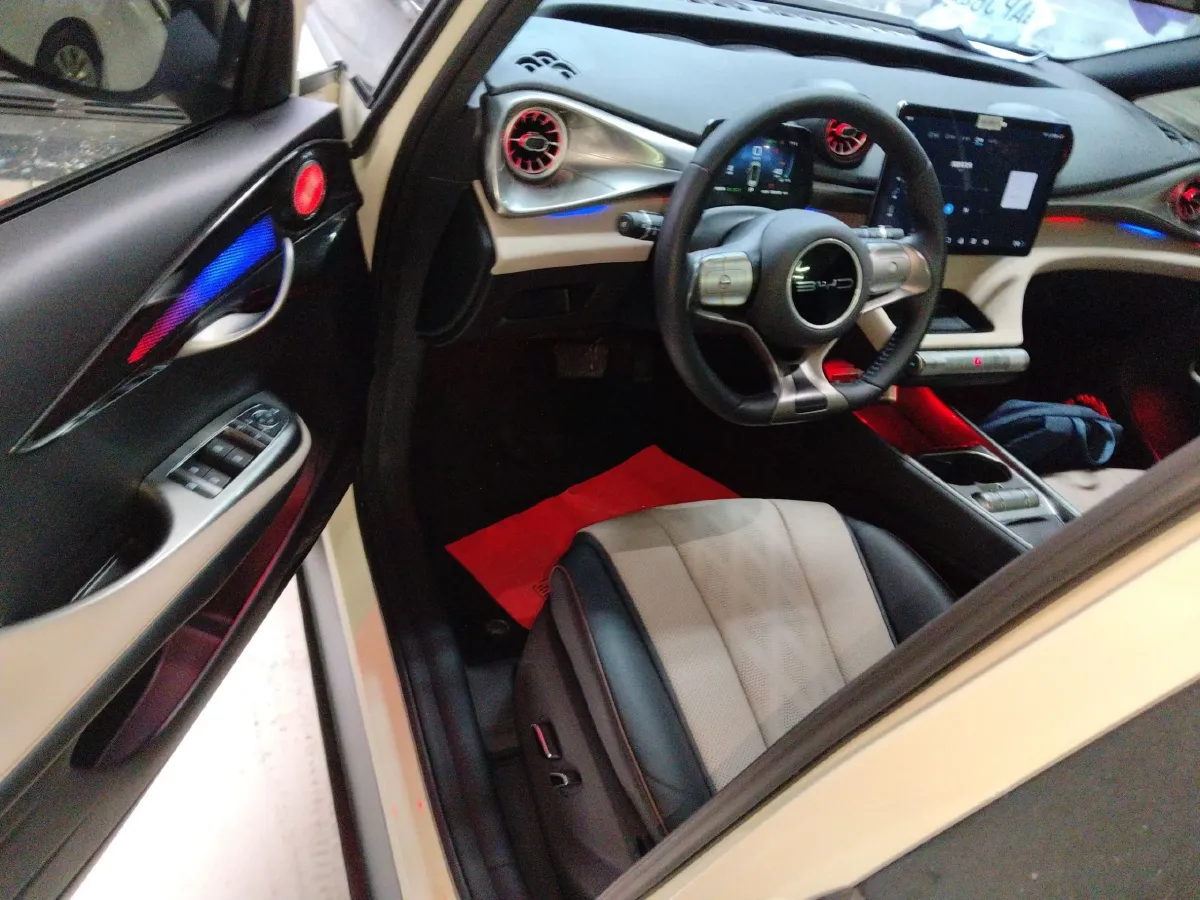 2023 BYD Dolphin BEV 44.928KWH,autocango,china used car exporter,china ev exporter,chinese used car exporter,chinese used ev exporter