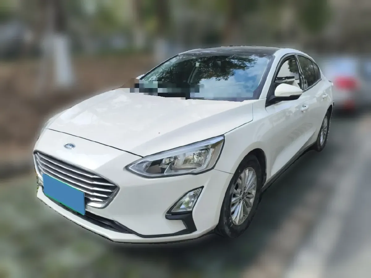 2019 Ford Focus 1.5T 184HP L3 8AT,autocango,china used car exporter,china ev exporter,chinese used car exporter,chinese used ev exporter