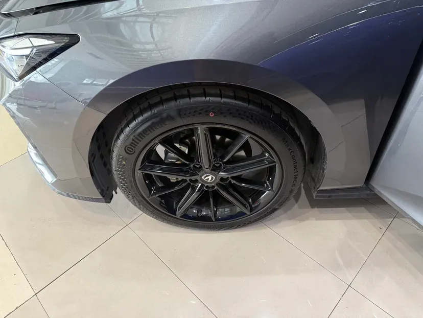 2024 ChangAn UNI-V 1.5T 188HP L4 7DCT,autocango,china used car exporter,china ev exporter,chinese used car exporter,chinese used ev exporter