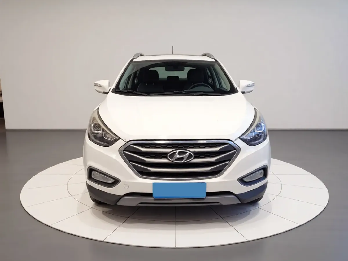 2015 Hyundai ix35 2.0L 165HP L4 6AT,autocango,china used car exporter,china ev exporter,chinese used car exporter,chinese used ev exporter