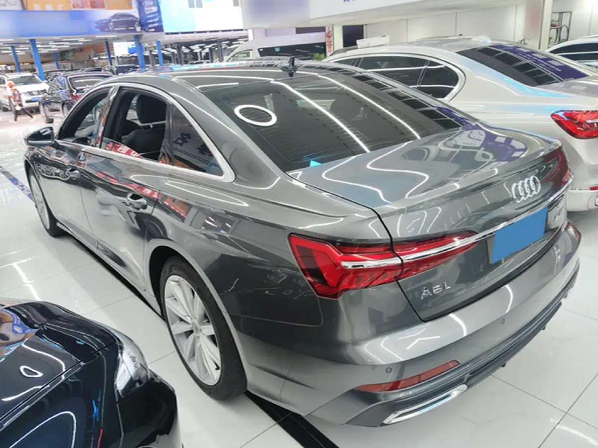 2020 Audi A6L 2.0T 224HP L4 7DCT,autocango,china used car exporter,china ev exporter,chinese used car exporter,chinese used ev exporter