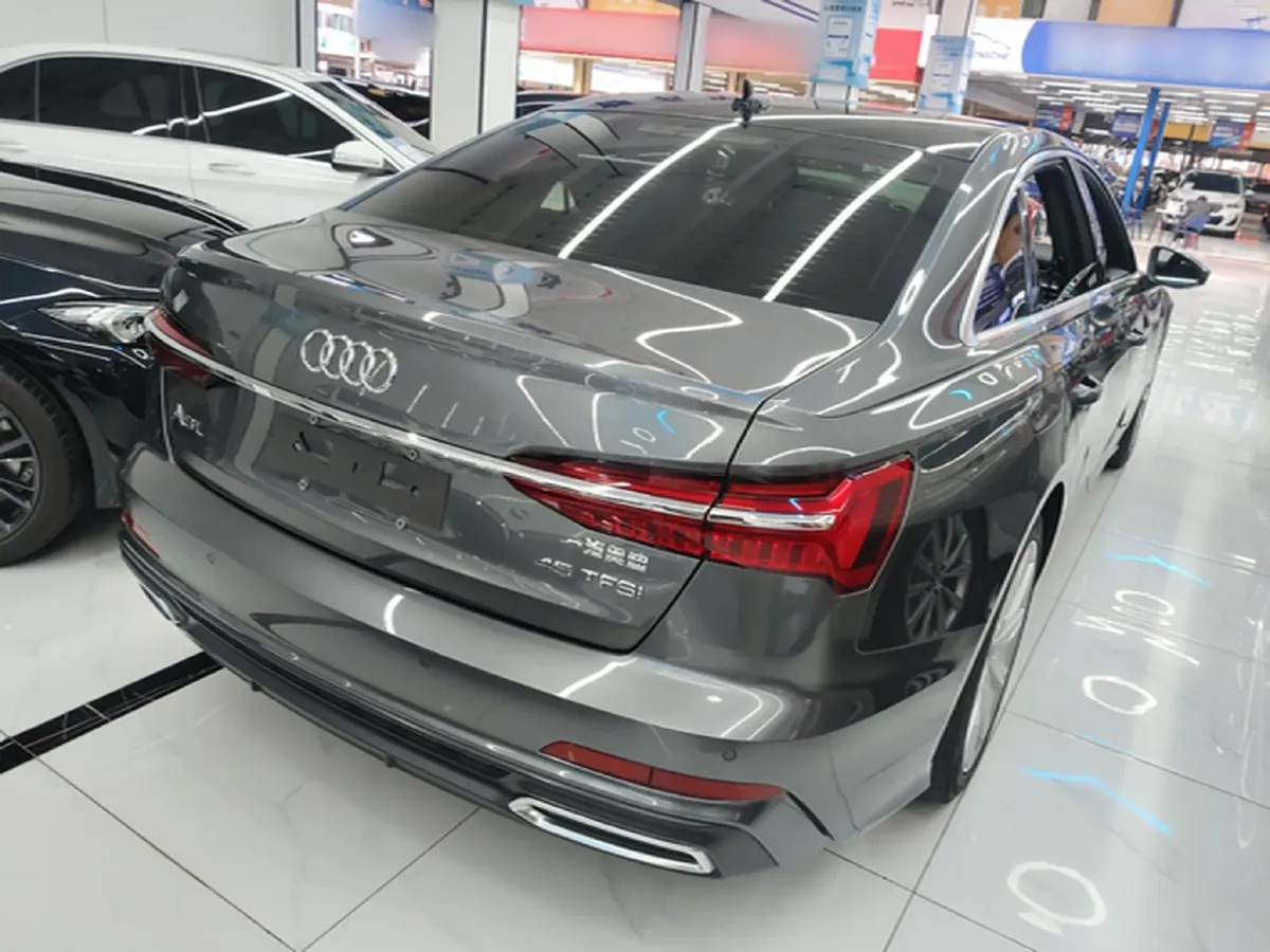 2020 Audi A6L 2.0T 224HP L4 7DCT,autocango,china used car exporter,china ev exporter,chinese used car exporter,chinese used ev exporter