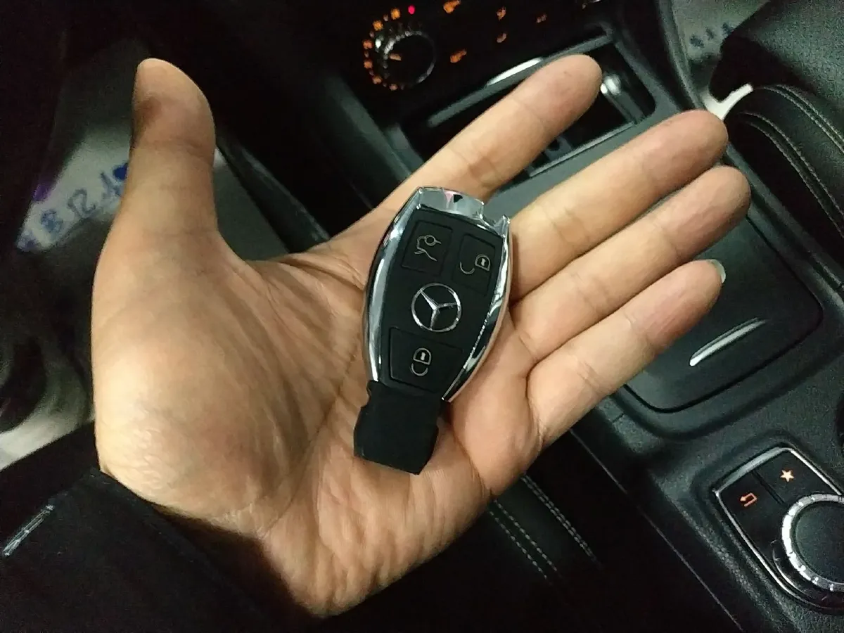 2016 Mercedes-Benz GLA Class 2.0T 184HP L4 7DCT,autocango,china used car exporter,china ev exporter,chinese used car exporter,chinese used ev exporter