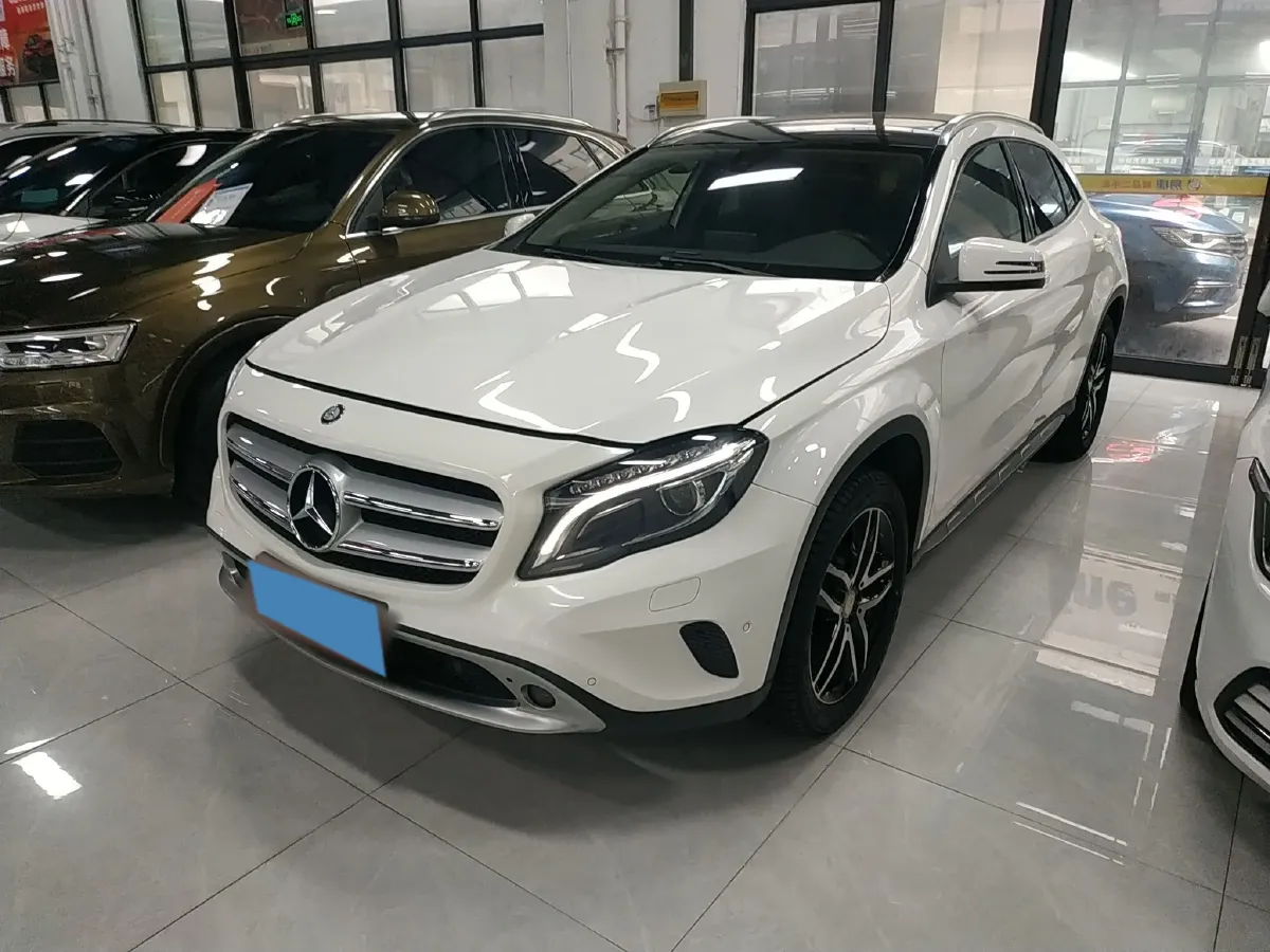 2016 Mercedes-Benz GLA Class 2.0T 184HP L4 7DCT,autocango,china used car exporter,china ev exporter,chinese used car exporter,chinese used ev exporter