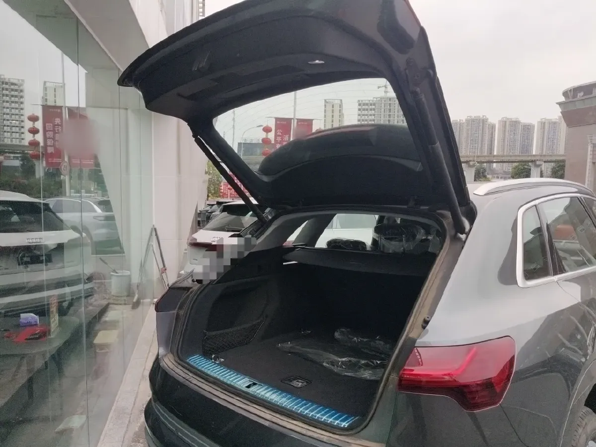 2021 Audi e-tron BEV 96.7KWH,autocango,china used car exporter,china ev exporter,chinese used car exporter,chinese used ev exporter