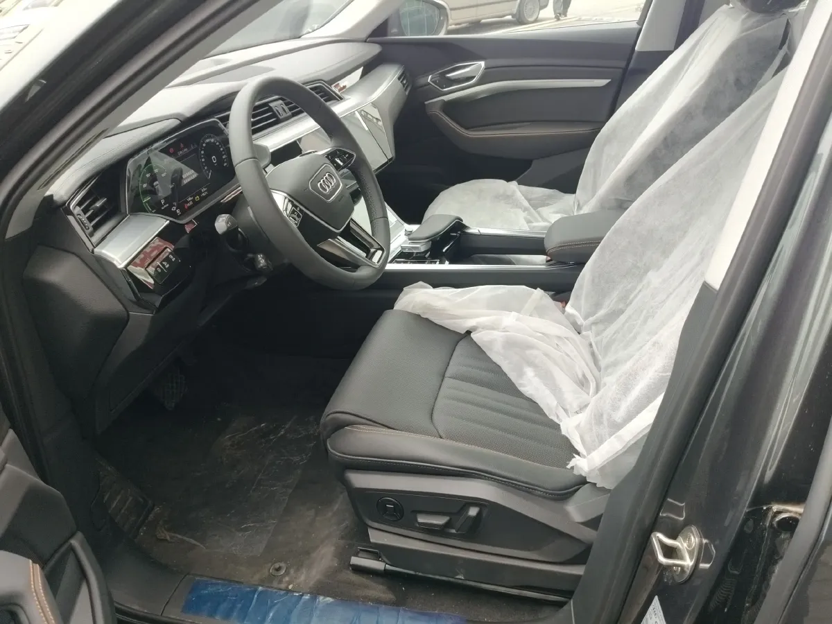 2021 Audi e-tron BEV 96.7KWH,autocango,china used car exporter,china ev exporter,chinese used car exporter,chinese used ev exporter