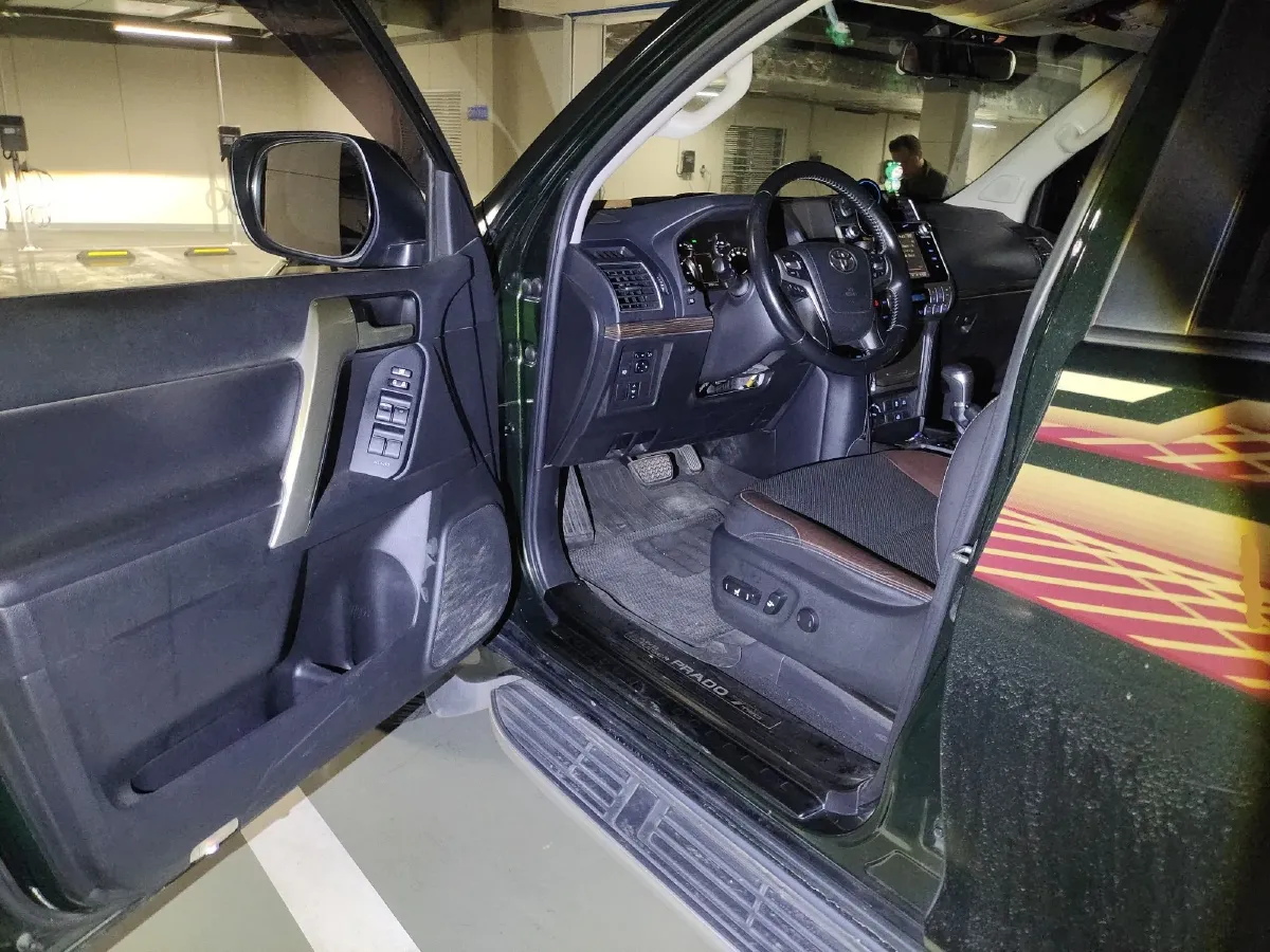 2019 Toyota Land Cruiser Prado 3.5L 280HP V6 6AT,autocango,china used car exporter,china ev exporter,chinese used car exporter,chinese used ev exporter