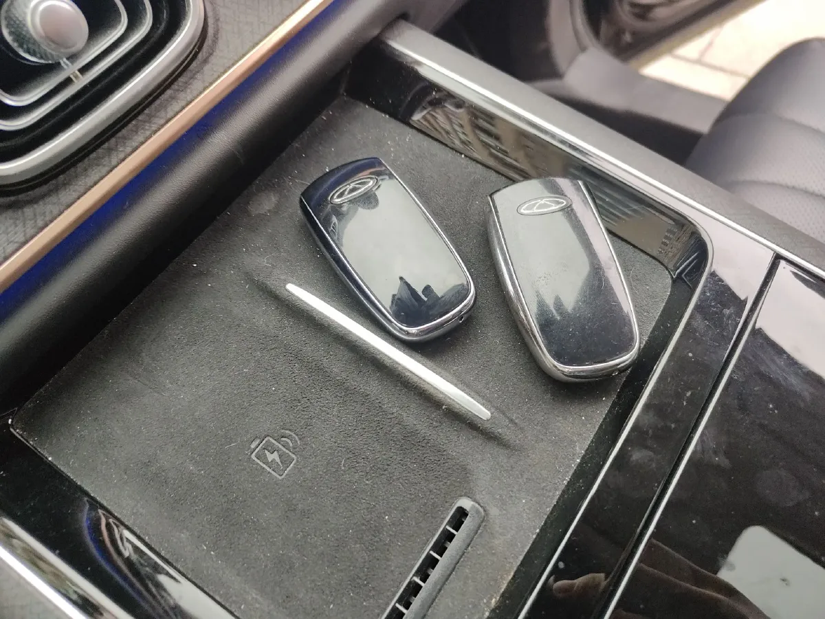 2023 Chery Tiggo 9 2.0T 261HP L4 7DCT,autocango,china used car exporter,china ev exporter,chinese used car exporter,chinese used ev exporter