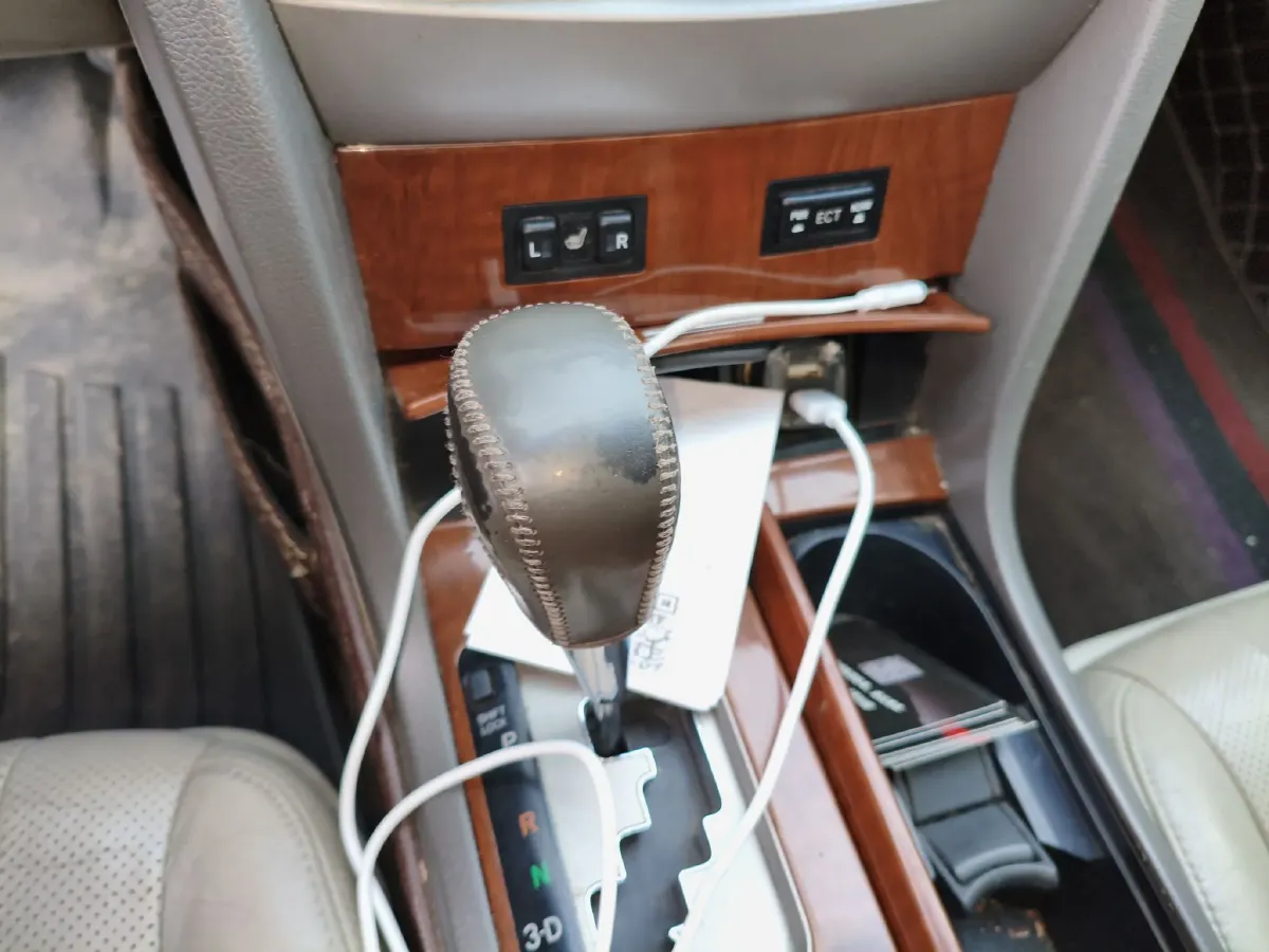 2013 Toyota Camry 2.0L 147HP L4 4AT,autocango,china used car exporter,china ev exporter,chinese used car exporter,chinese used ev exporter