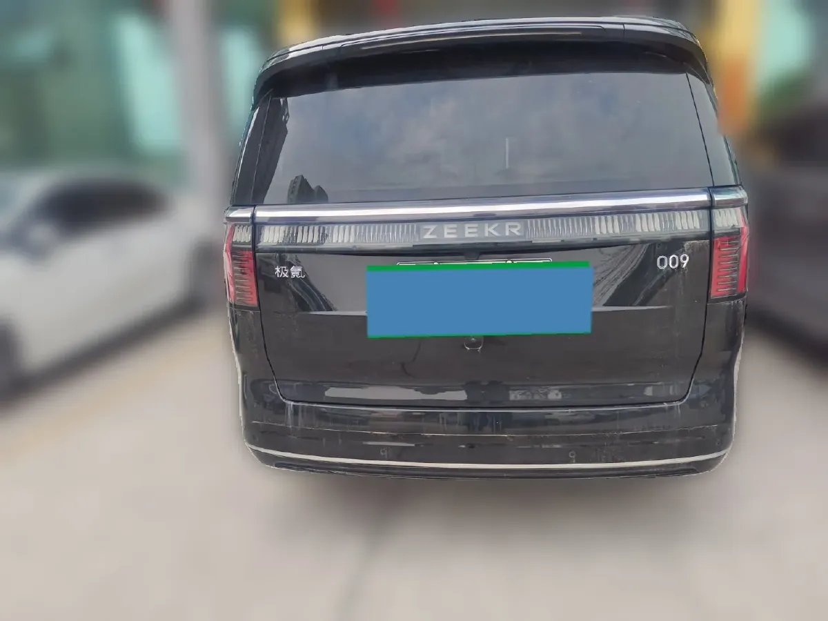 2022 Zeekr 009 BEV 116KWH,autocango,china used car exporter,china ev exporter,chinese used car exporter,chinese used ev exporter