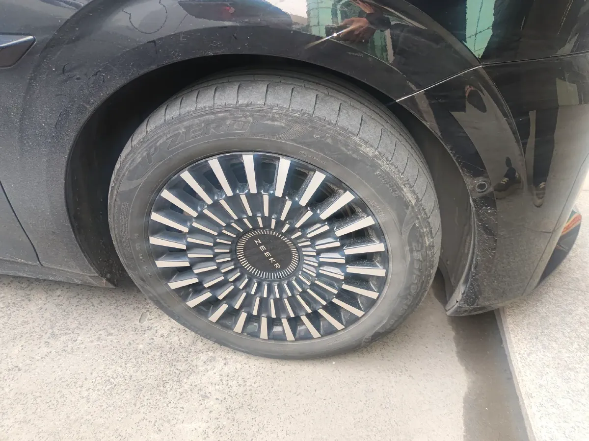 2022 Zeekr 009 BEV 116KWH,autocango,china used car exporter,china ev exporter,chinese used car exporter,chinese used ev exporter