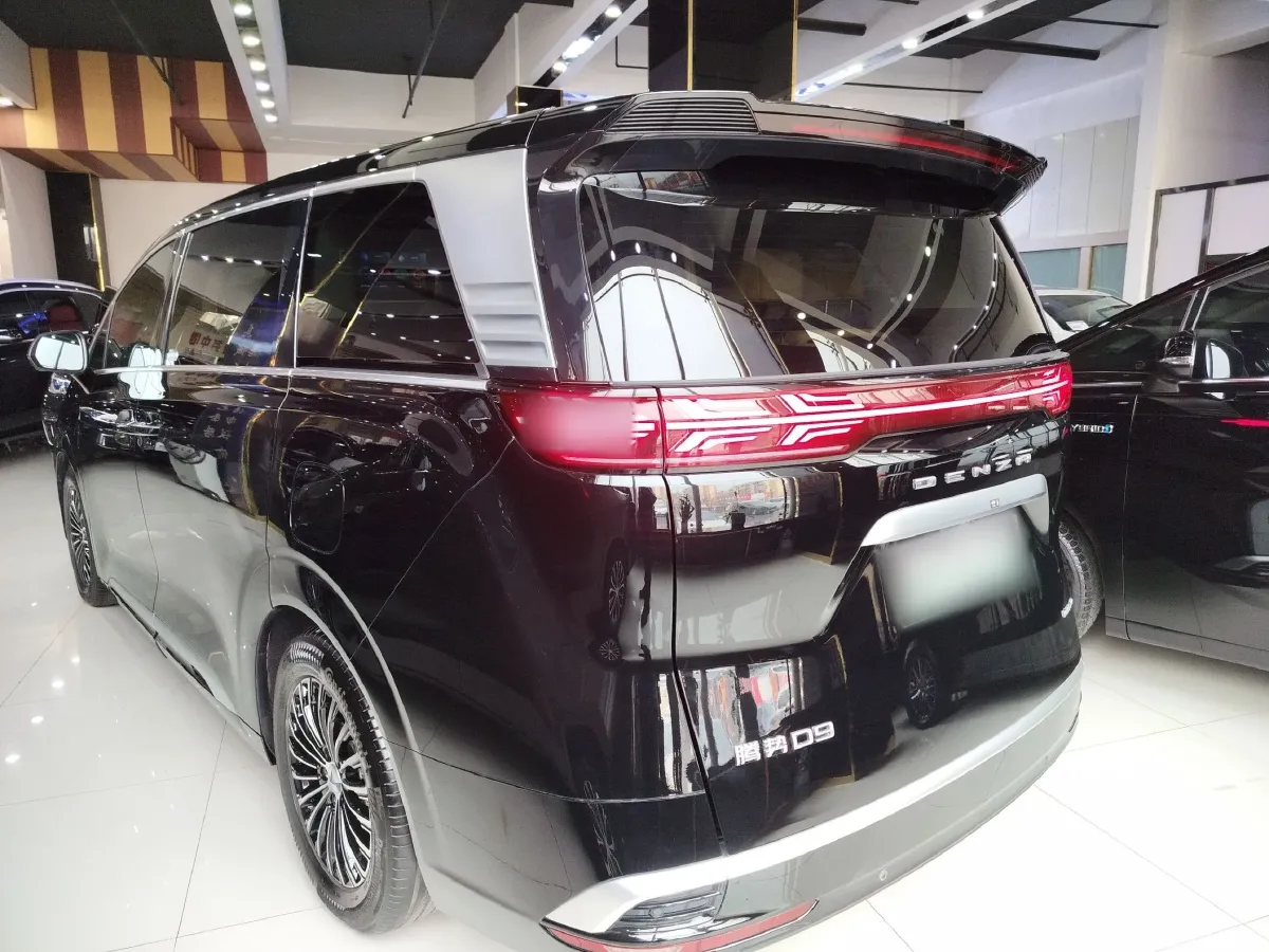 2024 Denza D9 1.5T 139HP L4 E-CVT PHEV 40KWH,autocango,china used car exporter,china ev exporter,chinese used car exporter,chinese used ev exporter