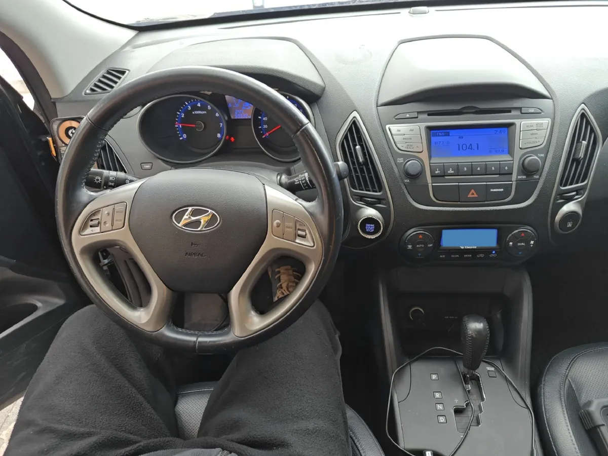 2015 Hyundai ix35 2.0L 165HP L4 6AT,autocango,china used car exporter,china ev exporter,chinese used car exporter,chinese used ev exporter