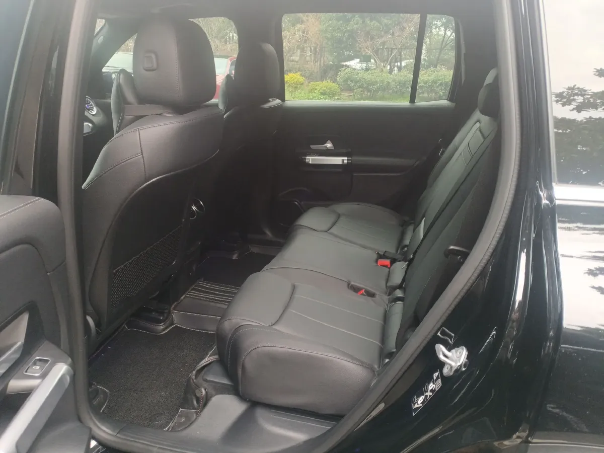 2022 Mercedes-Benz GLB Class 2.0T 190HP L4 8DCT,autocango,china used car exporter,china ev exporter,chinese used car exporter,chinese used ev exporter