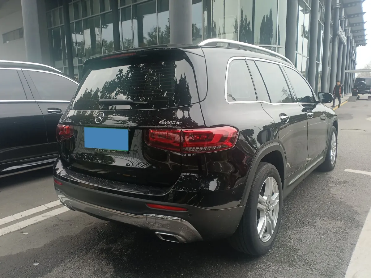 2022 Mercedes-Benz GLB Class 2.0T 190HP L4 8DCT,autocango,china used car exporter,china ev exporter,chinese used car exporter,chinese used ev exporter