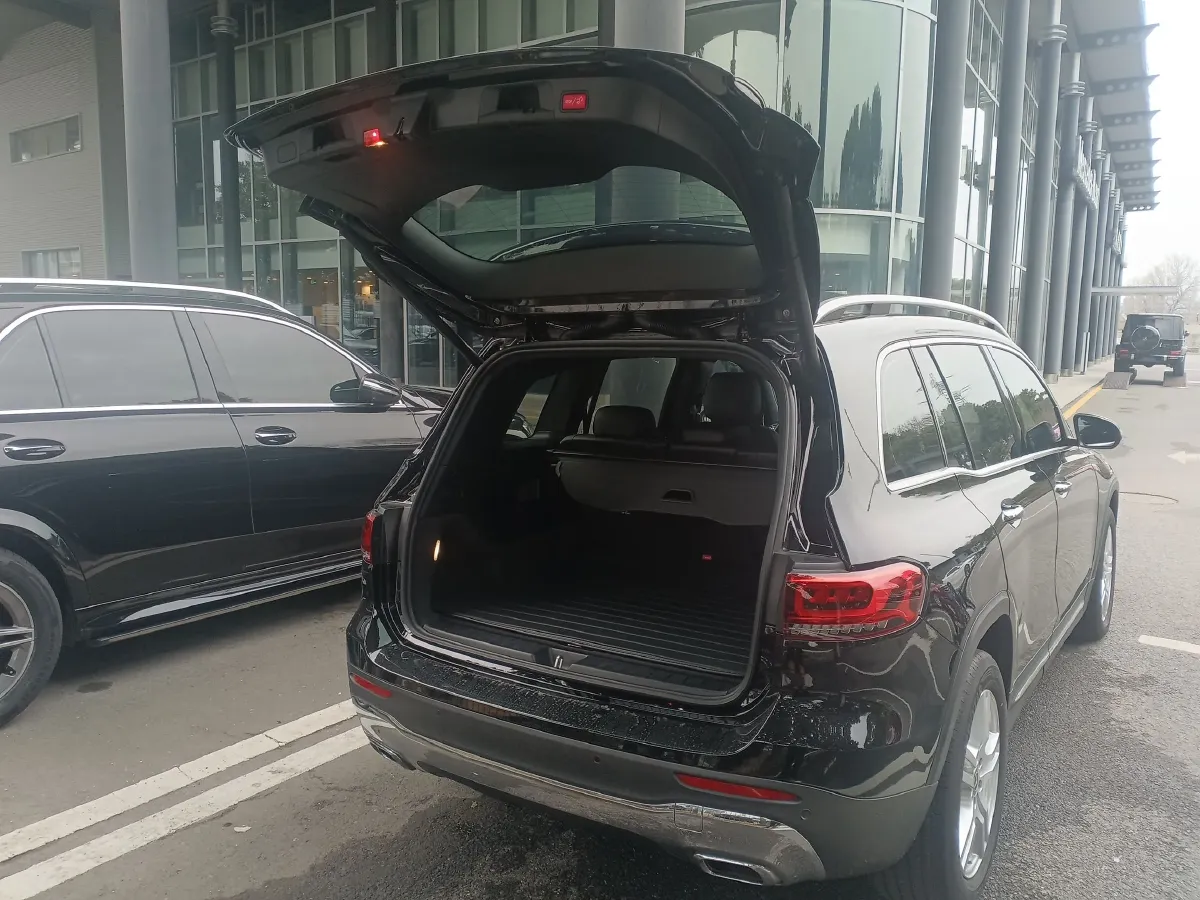 2022 Mercedes-Benz GLB Class 2.0T 190HP L4 8DCT,autocango,china used car exporter,china ev exporter,chinese used car exporter,chinese used ev exporter