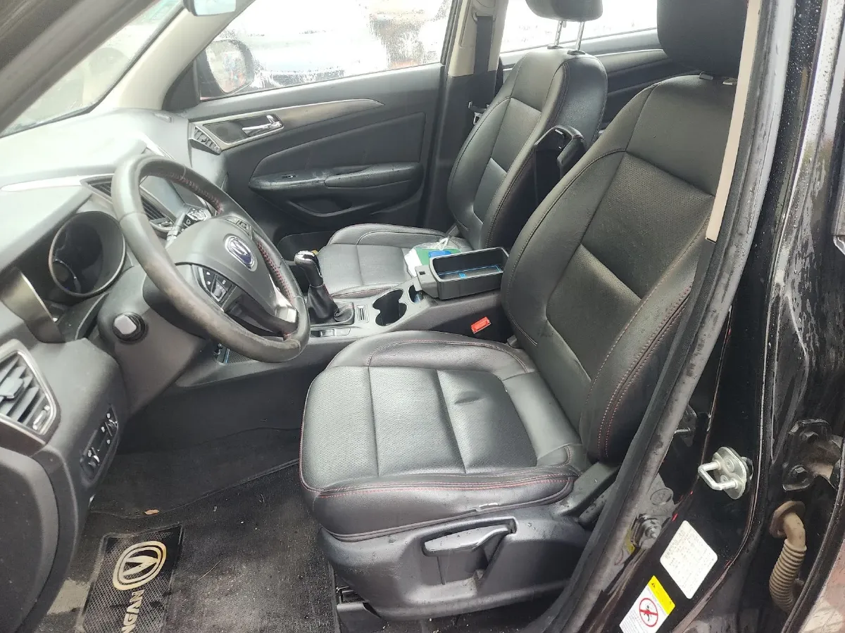 2014 ChangAn CS75 2.0L 158HP L4 6MT,autocango,china used car exporter,china ev exporter,chinese used car exporter,chinese used ev exporter