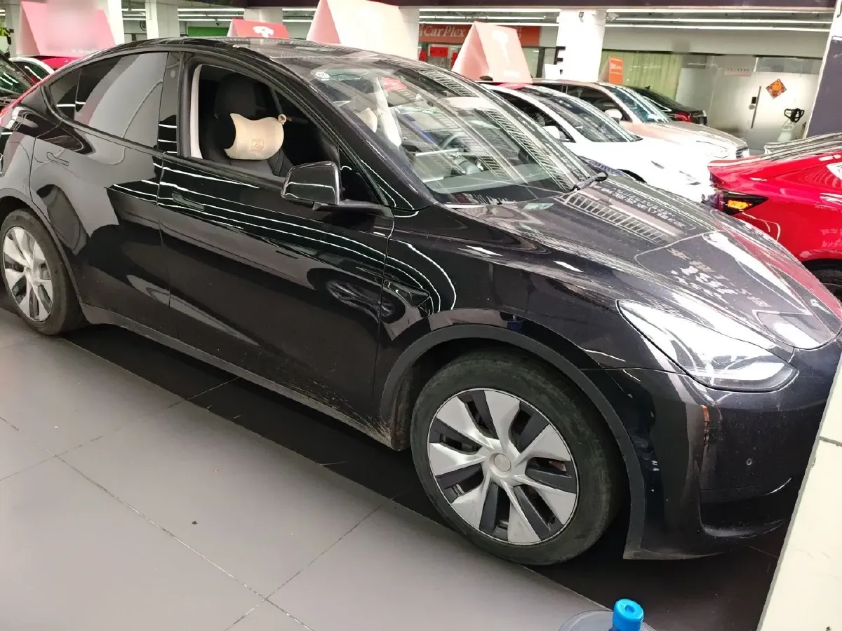 2022 Tesla Model Y BEV 60KWH,autocango,china used car exporter,china ev exporter,chinese used car exporter,chinese used ev exporter
