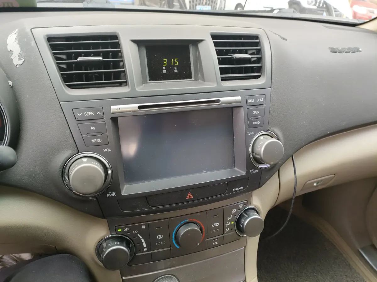 2012 Volkswagen Tiguan 1.8T 160HP L4 6AT,autocango,china used car exporter,china ev exporter,chinese used car exporter,chinese used ev exporter