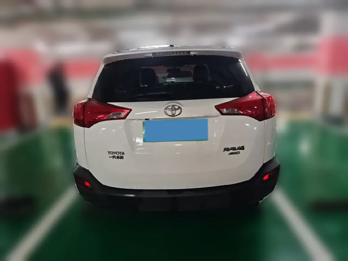 2013 Toyota RAV4 2.5L 180HP L4 6AT,autocango,china used car exporter,china ev exporter,chinese used car exporter,chinese used ev exporter