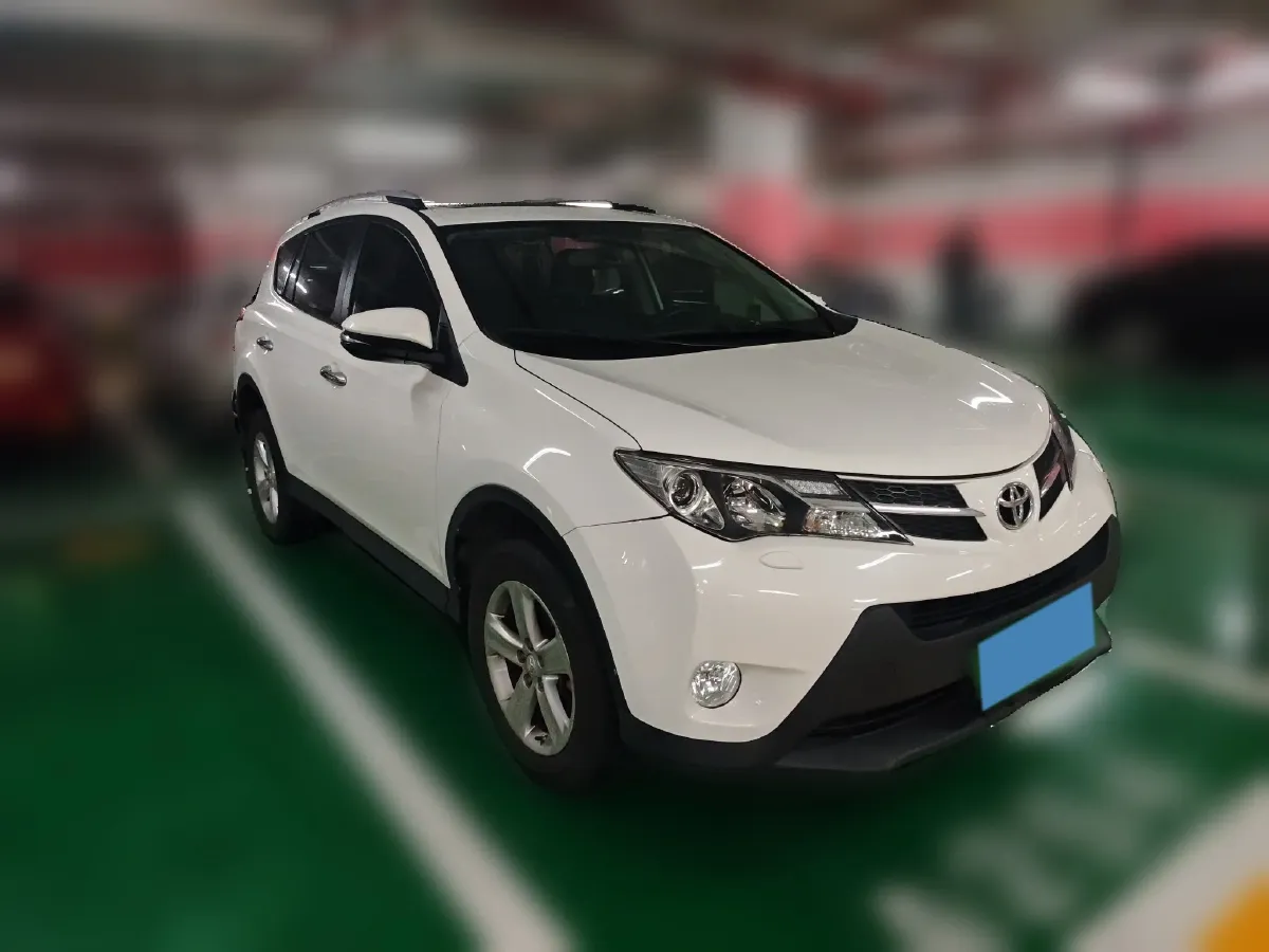2013 Toyota RAV4 2.5L 180HP L4 6AT,autocango,china used car exporter,china ev exporter,chinese used car exporter,chinese used ev exporter