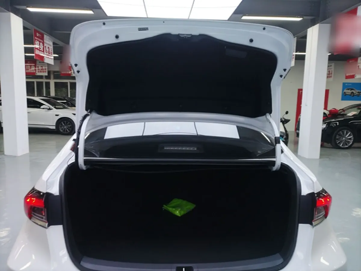 2021 Toyota Corolla 1.2T 116HP L4 CVT,autocango,china used car exporter,china ev exporter,chinese used car exporter,chinese used ev exporter