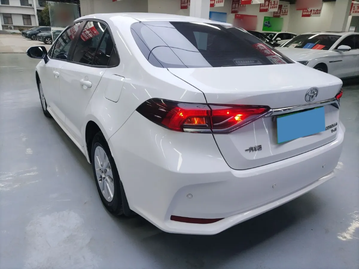2021 Toyota Corolla 1.2T 116HP L4 CVT,autocango,china used car exporter,china ev exporter,chinese used car exporter,chinese used ev exporter