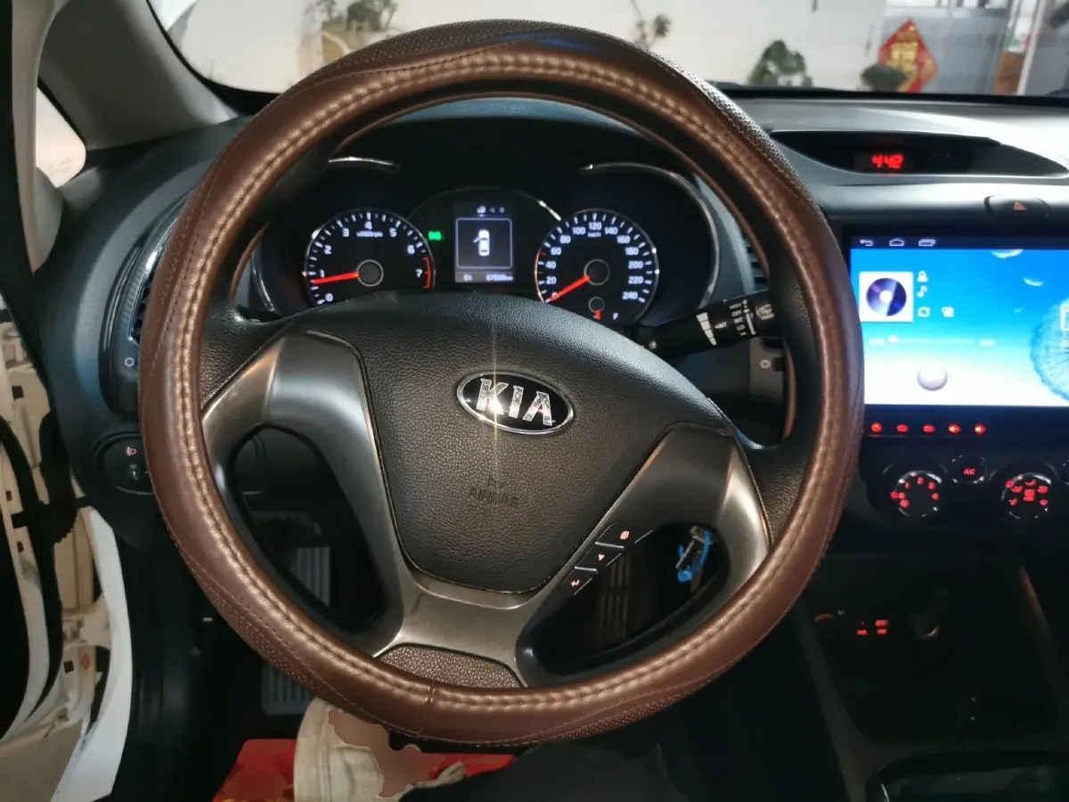 2016 Kia K3 1.6L 128HP L4 6MT,autocango,china used car exporter,china ev exporter,chinese used car exporter,chinese used ev exporter