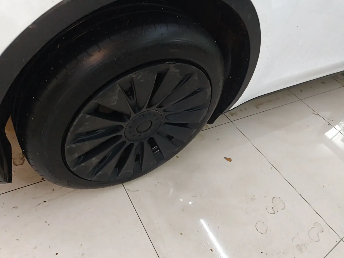 2024 Tesla Model Y BEV 60KWH,autocango,china used car exporter,china ev exporter,chinese used car exporter,chinese used ev exporter