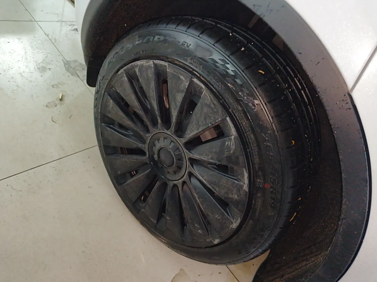 2024 Tesla Model Y BEV 60KWH,autocango,china used car exporter,china ev exporter,chinese used car exporter,chinese used ev exporter