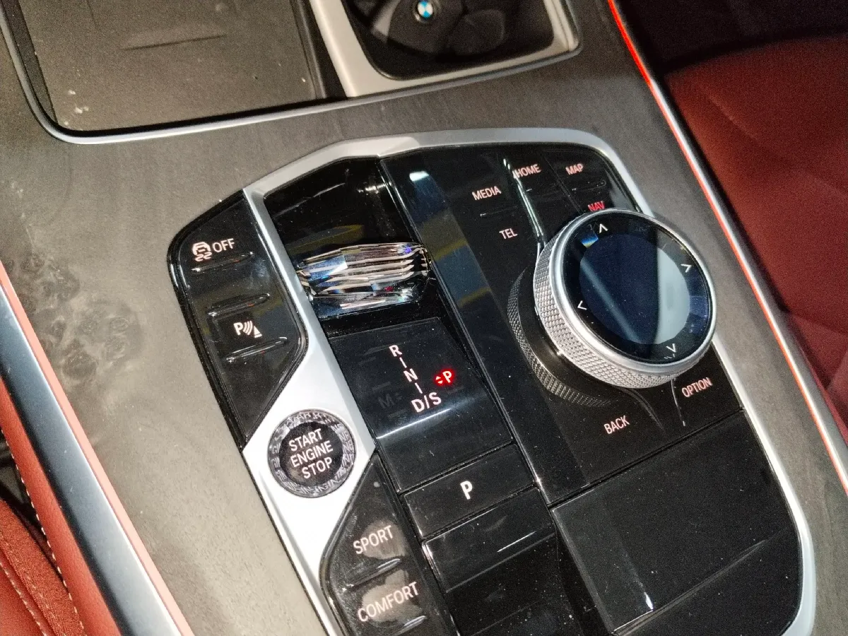 2023 BMW X5 2.0T 258HP L4 8AT,autocango,china used car exporter,china ev exporter,chinese used car exporter,chinese used ev exporter