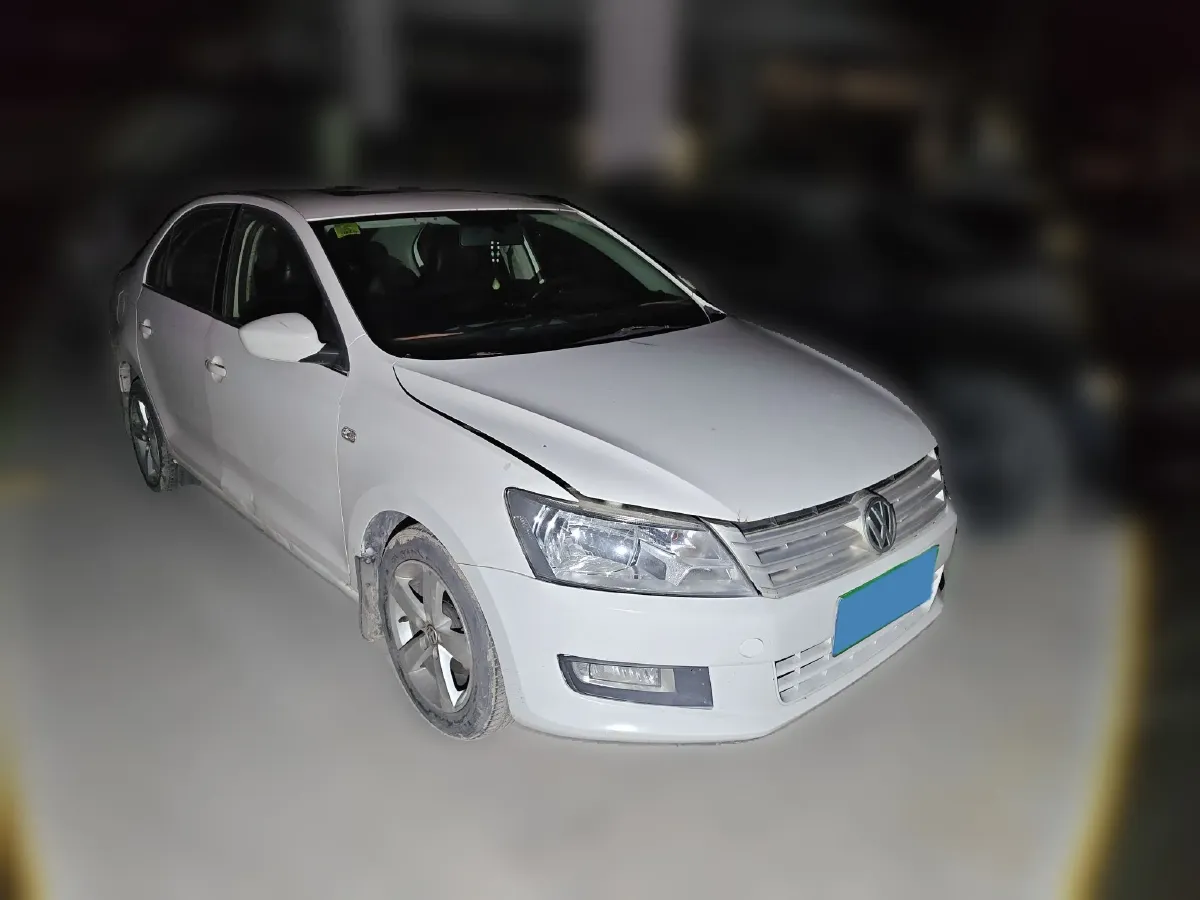 2013 Volkswagen Santana 1.4L 90HP L4 5MT,autocango,china used car exporter,china ev exporter,chinese used car exporter,chinese used ev exporter